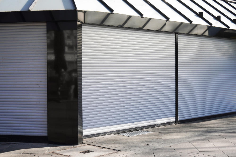 Porta de aço automática: em qual loja comprar?